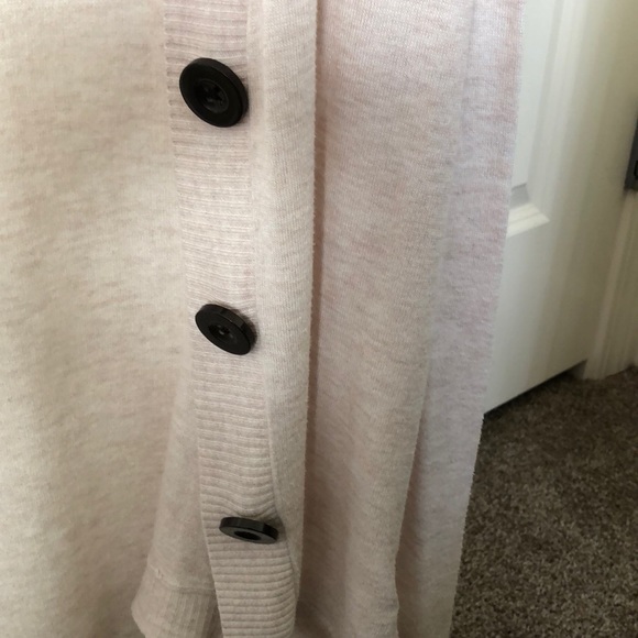 Natural colored cardigan with big buttons! - Picture 3 of 5